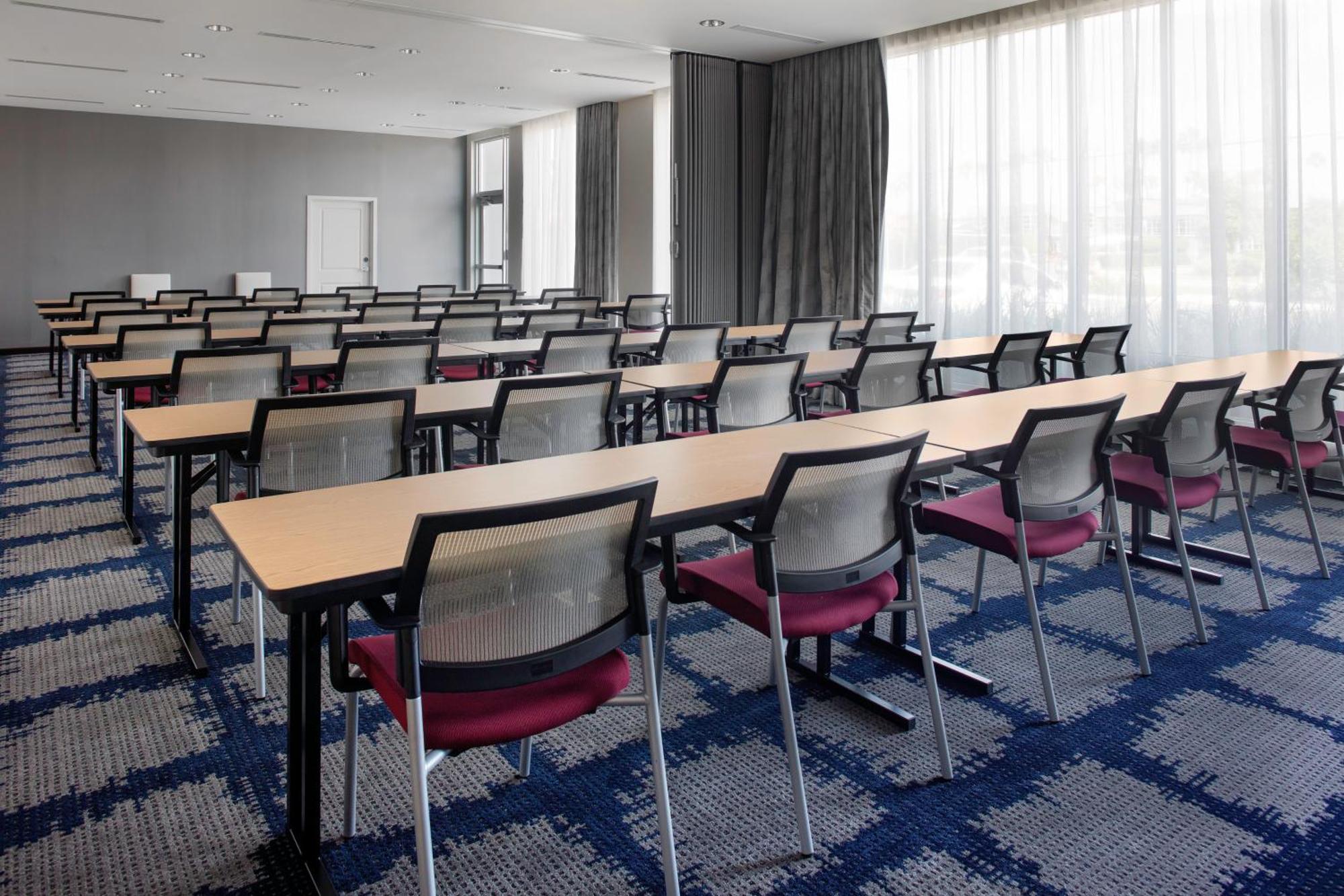 Towneplace Suites By Marriott Orlando Airport Zewnętrze zdjęcie